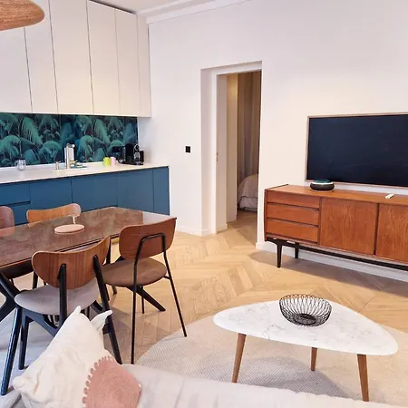 Marais - Fancy One-bedroom Decorated With Taste Apartment *