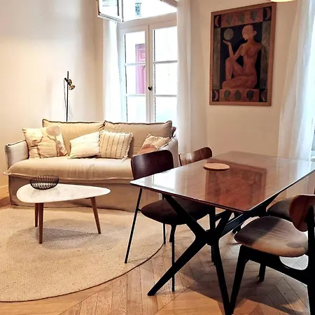 Apartment Marais - Fancy One-bedroom Decorated With Taste Paris